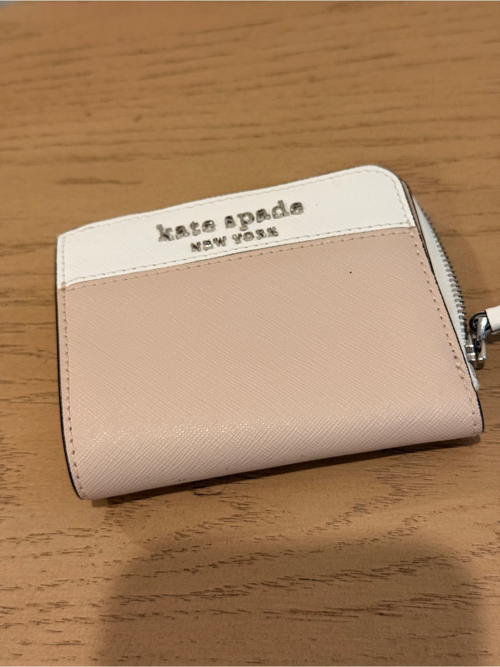 kate spade Two-Tone Blush Pink & White Zip Around Wallet - Picture 2 of 11